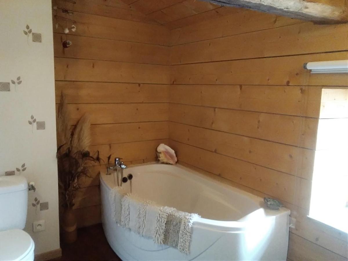 Bed and Breakfast Les Tournesols La Bernardiere Exterior foto